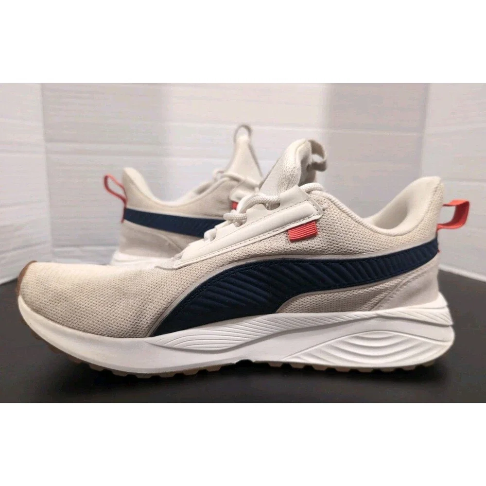 PUMA PACER 23 STREET SNEAKERS SOFT FOAM LOW TOP  BEIGE/NAVY MENS SIZE 9 EUC